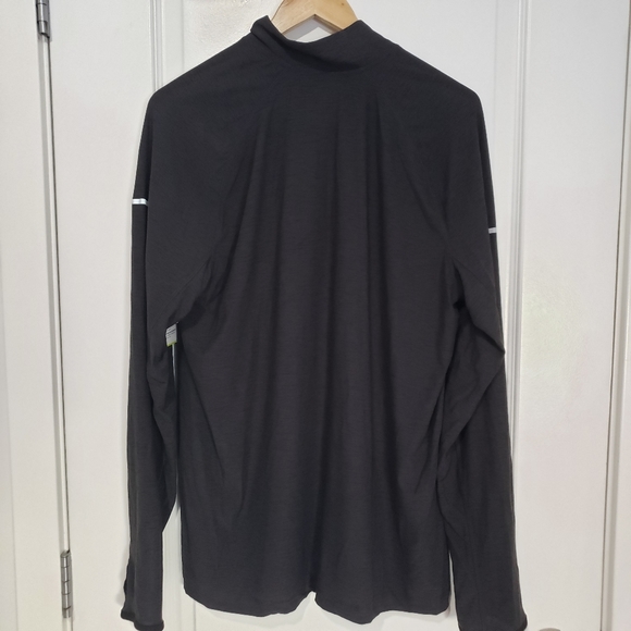 Old Navy Active Black 1/4 Zip Pullover - Large - Picture 2 of 7